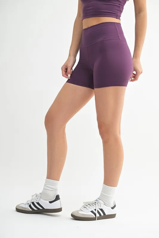Mono B Venice Cloud Light Contour Biker Shorts for active wear, featuring a comfortable fit and stylish cloud pattern.