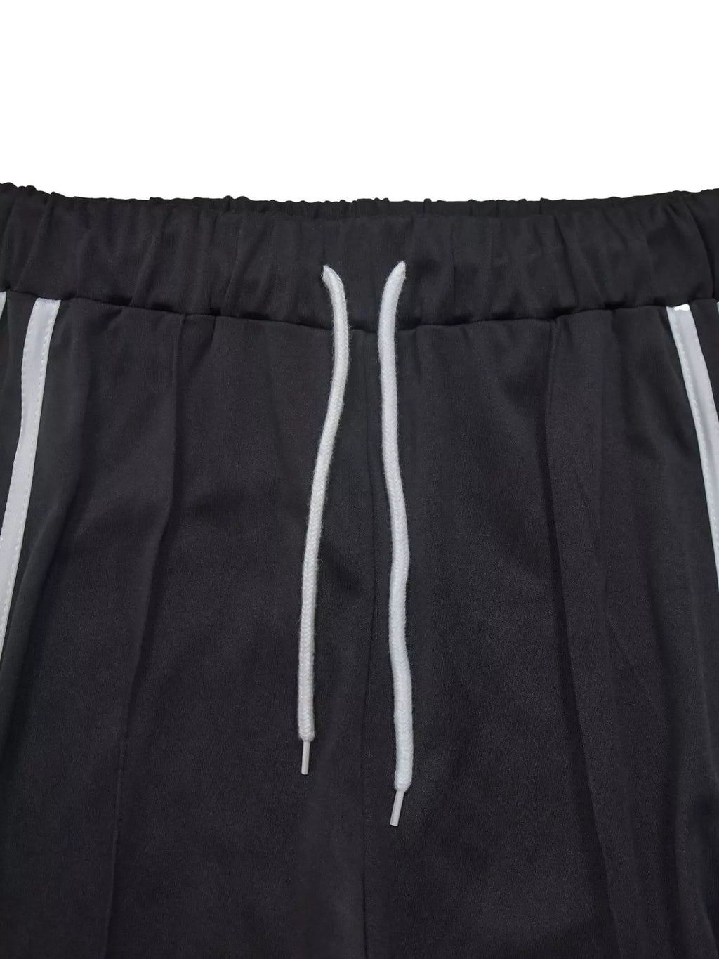 Trendsi sleeveless tube top and wide-leg pants set displayed on a mannequin, featuring a stylish matching two-piece outfit.