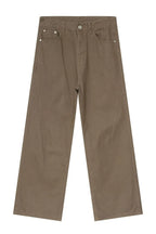 Men's baggy jeans with pockets from Trendsi, featuring a relaxed fit and multiple front and back pockets, casual streetwear style.