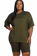 The House of Stylez curvy oversized top and bike shorts set, featuring a loose fit, in a casual, comfortable style.