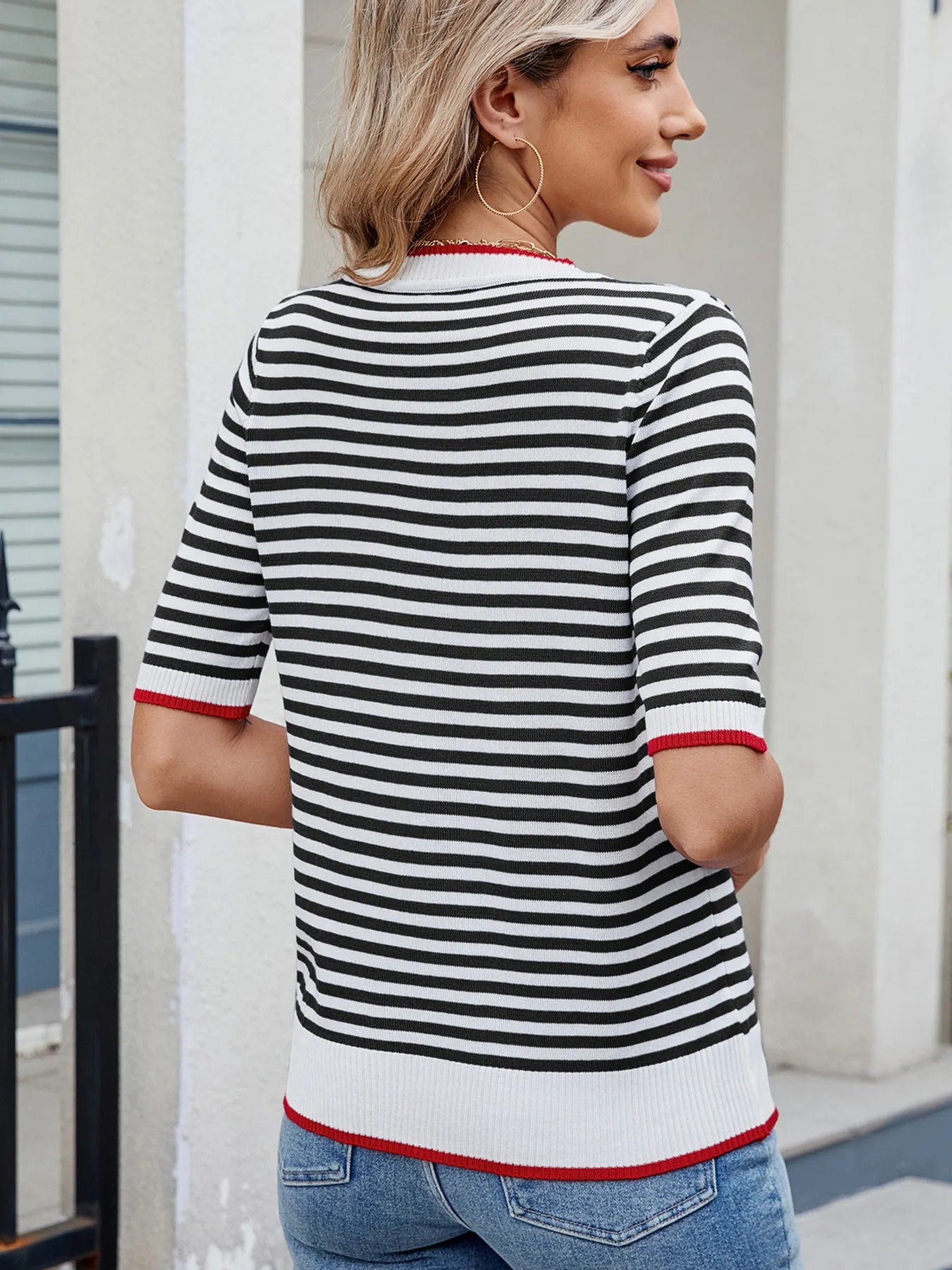 Striped casual T-shirt with contrast trim from Trendsi, featuring a relaxed fit and stylish design, perfect for everyday wear.