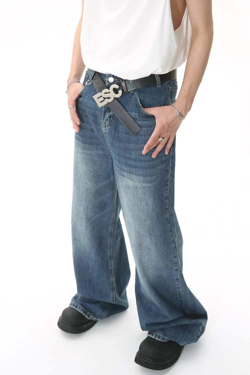 Trendsi wide leg jeans with front and back pockets, high-waisted denim pants, casual and relaxed fit for everyday wear