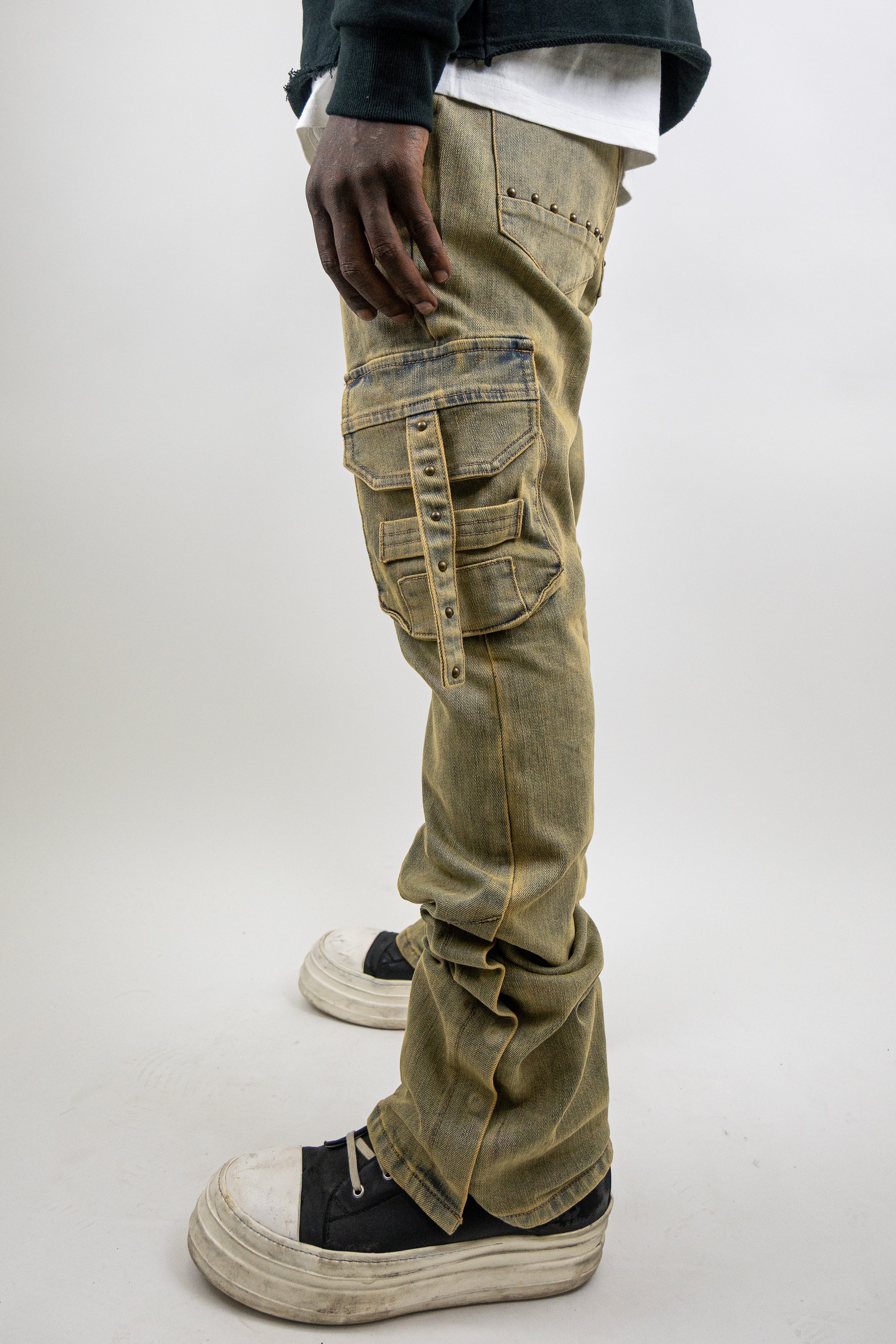 RM207SK -Studded Stacked Cargo Jeans ARMOR JEANS