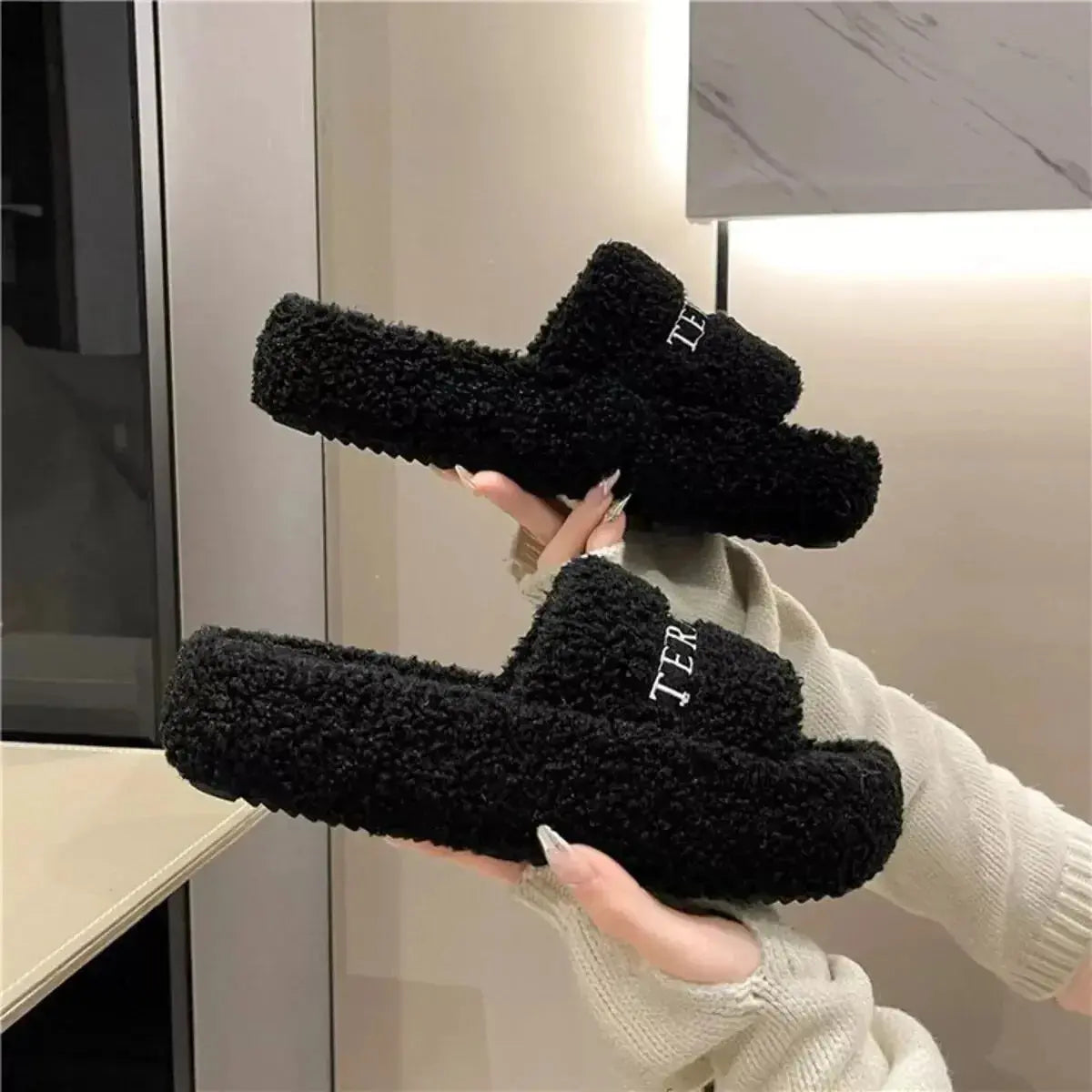 Ultra-soft fuzzy open toe slippers for women by Plush Fashion Hub, featuring plush faux fur and comfortable open-toe design.