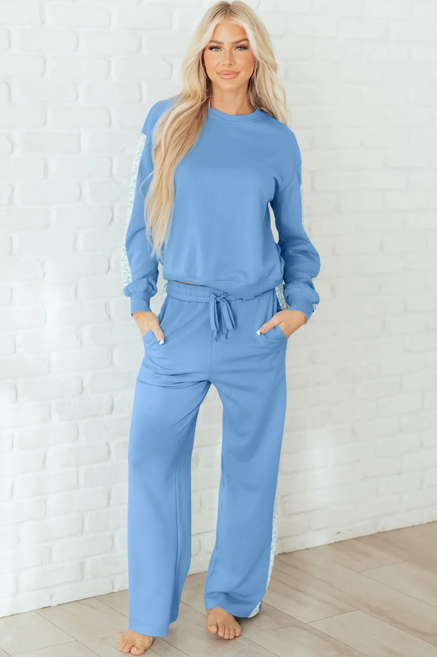 Robin and Sweatpants Lounge Set - Plush Fashion Hub