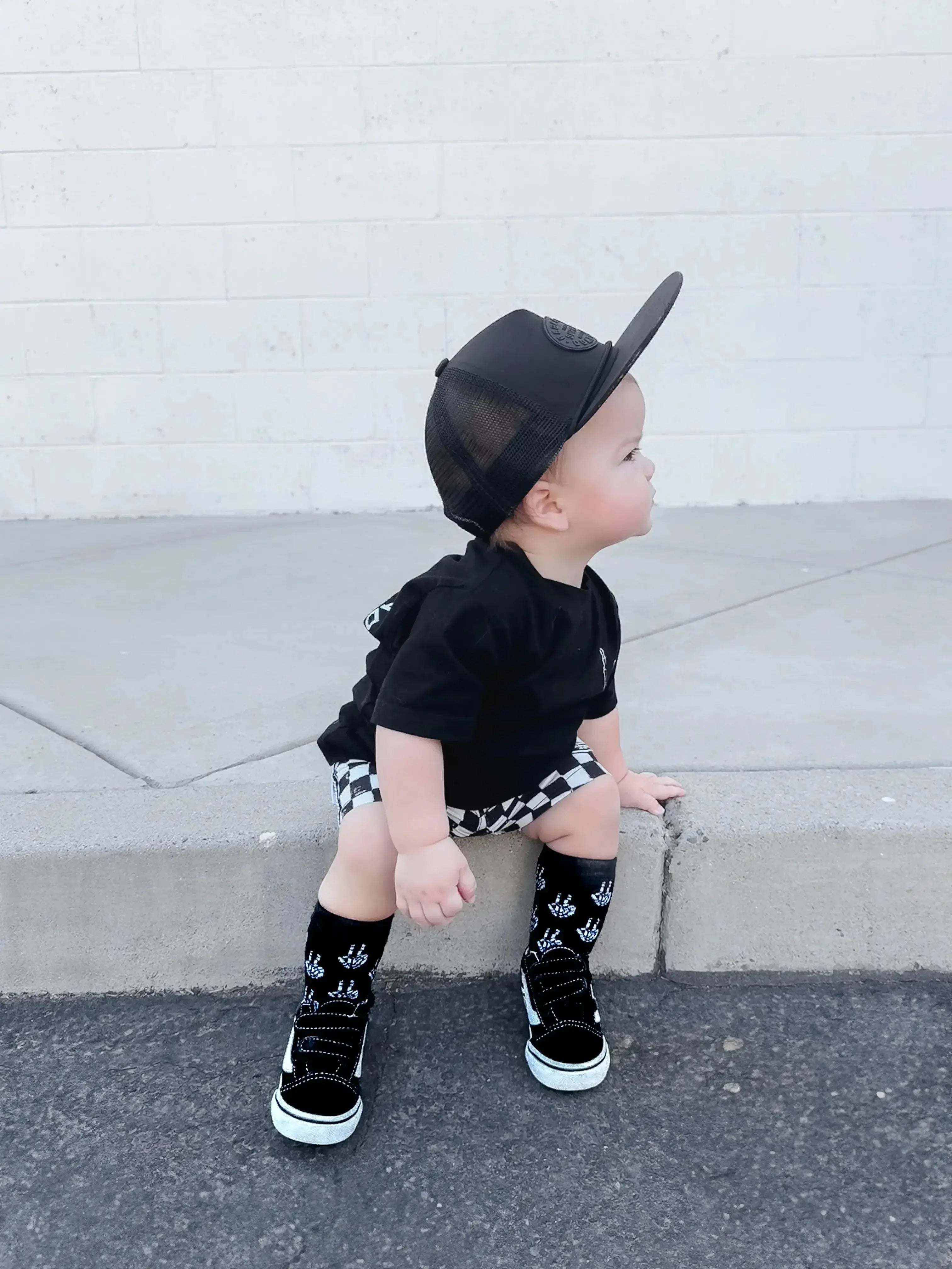 Skelly Socks - Plush Fashion Hub