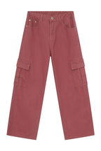 Men's mid-rise jeans with cargo pockets, Trendsi brand, showcasing classic denim style and functional pockets in a stylish fit.