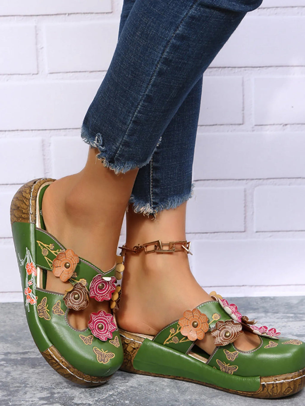 Floral Round Neck Sandals - Plush Fashion Hub